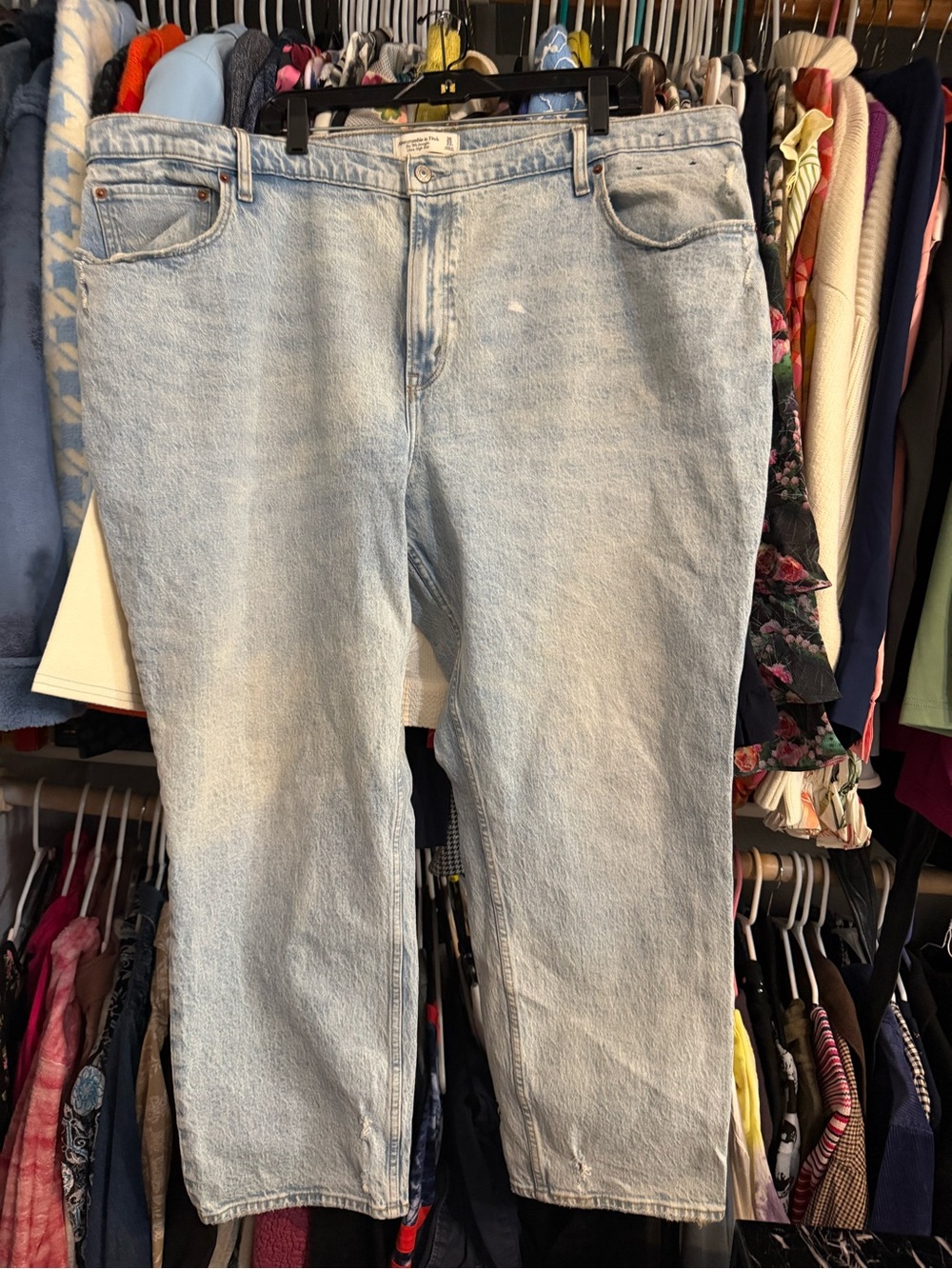 Abercombie Light Wash Jeans Straight High rise 36/22